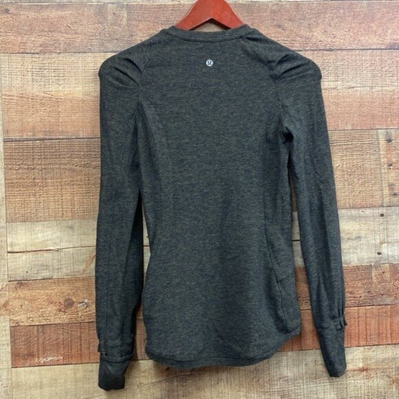 Lululemon Extra Mile Long Sleeve Shirt Cuffins Heathered Utilitarian Size 2 - Picture 5 of 5